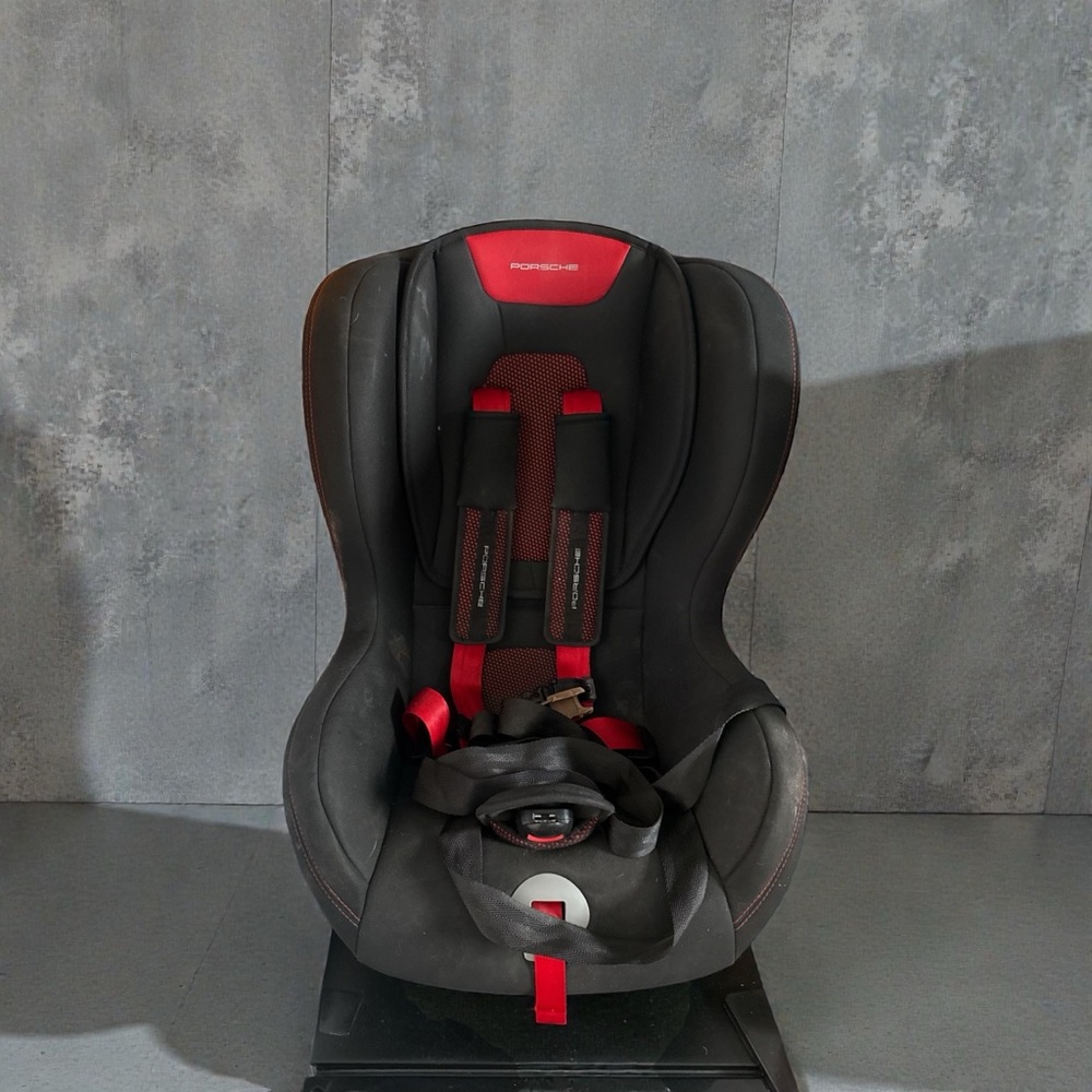 Porsche Design Black and Red Child Seat